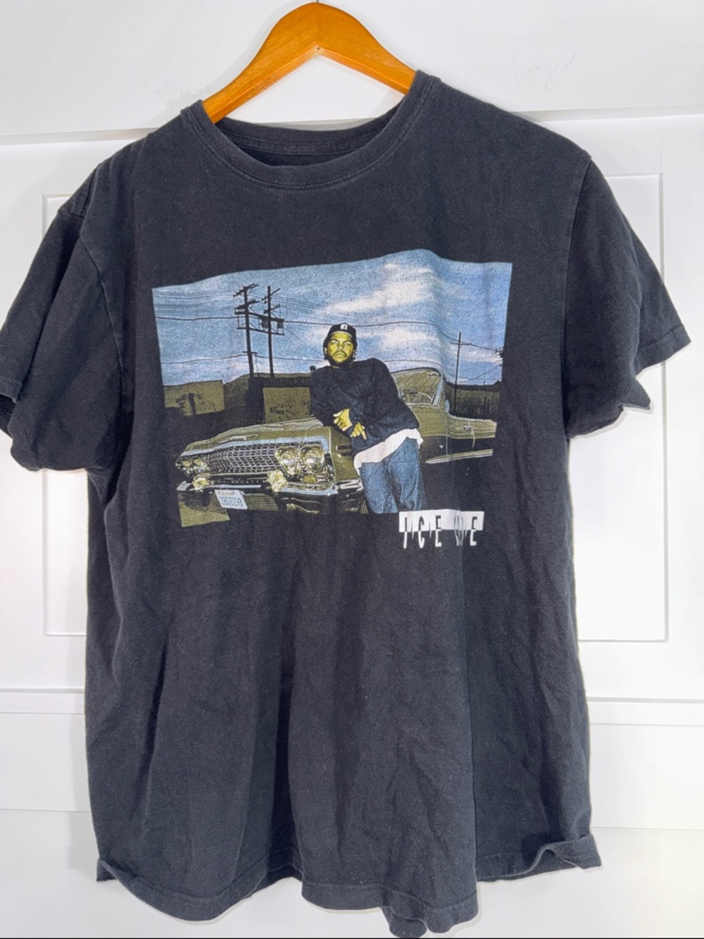 Ice Cube Black Graphic Tee with Vintage Car Print - Men Sz Large